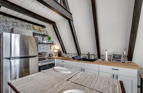 North Myrtle Beach Cottage | Private A-Frame home with HOT TUB and FIREPIT! Two large decks with Ocean views!