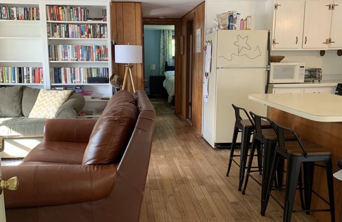 Chestertown Cottage | Private Adirondack lakefront Cottage on Loon Lake