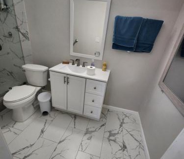 West Park House | Private and beautiful room for vacation