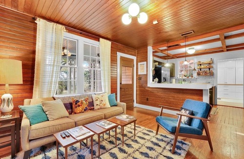 Isle of Hope Historic District House | Private and charming 2-bedroom house with spacious yard and firepit.