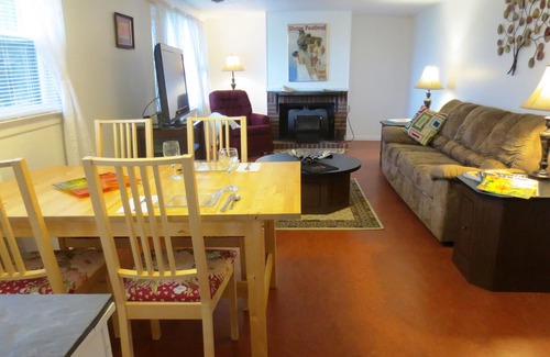 Trumansburg House | Private and Comfortable 3 Bedroom House