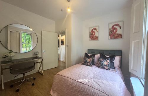 East Walworth Apartment | Private and Cosy 1 Bed Flat By Burges Park