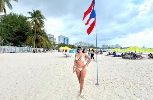 Isla Verde Apartment | Private Apartment at Maré St Clair Hotel