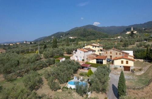Capannori Apartment | Private apartment with pool in Tuscany