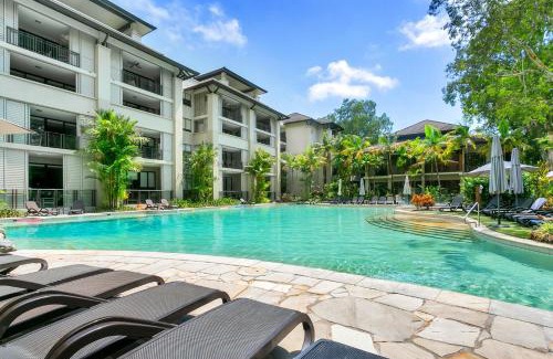 Palm Cove Apartment | Private Apartments in the Temple Beachfront Resort Palm Cove