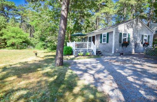 Wellfleet House | Private Association Pool Great Location