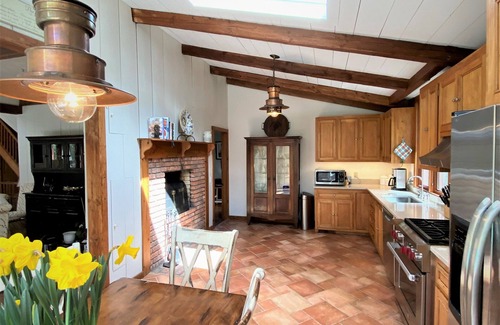 East Hampton North House | Private Authentic & Relaxing East Hampton Vacation Home