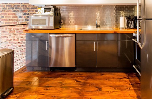 Central Business District Condo | Private Balconies w/Heated Pool, Hot Tub Near French Qtr – Family Friendly