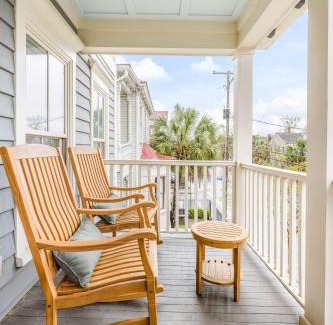 Cannonborough Elliotborough House | Private Balcony 2 Living Rooms 2 Blocks to King