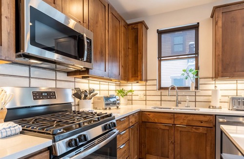 Silverthorne Condo | Private Balcony + Grill, River and Mountain Views, Private Washer/Dryer