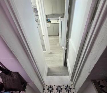 Harringay Apartment | Private Basement Flat