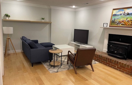 Annandale House | Private Basement with kitchenette