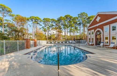 Miramar Beach House | Private Beach Access-Pet Friendly-Sleeps 18-Golf Cart-Pool-Putting Green-Games