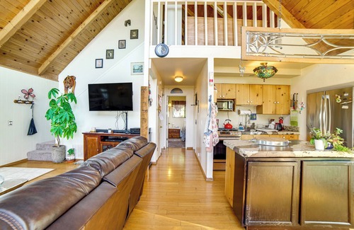 Manchester House | Private Beach Access: Pet-Friendly California Gem!