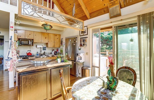 Manchester House | Private Beach Access: Pet-Friendly California Gem!