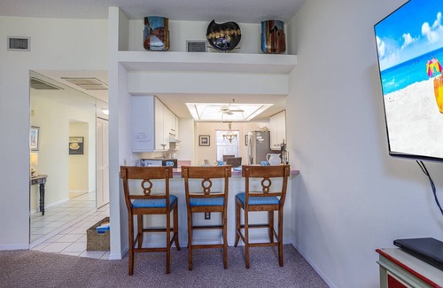 Siesta Key Condo | Private Beach Access, 2 Heated Pools, Tennis Courts, Fishing, Ready to Book!