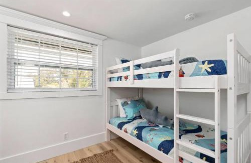 Bradenton House | Private beach backyard 5br coastal chic house!!!!!
