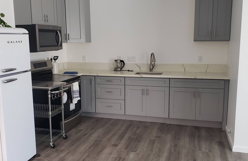 Encinitas Apartment | Private Beach Cottage - 2 Blocks from Beach