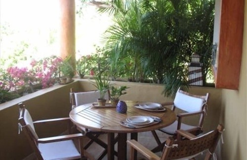 Ixtapa - Zihuatanejo Apartment | Private beach Exclusive Beach Zihuatanejo, direct access La Ropa RVILLAS SOL