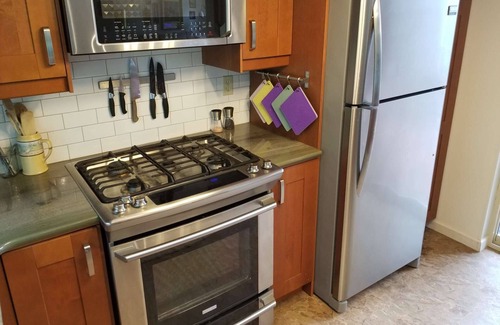 Gleneden Beach House | Private Beach Home On 1+ Wooded Acre, *Pet Friendly*, Hot Tub, Pool Table, One Minute Walk to Beach