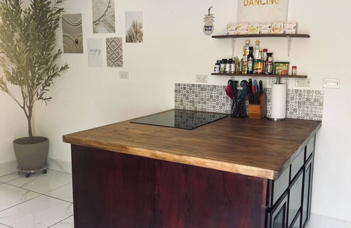 Tamarindo House | Private beach house with fantastic pool area and outdoor kitchen