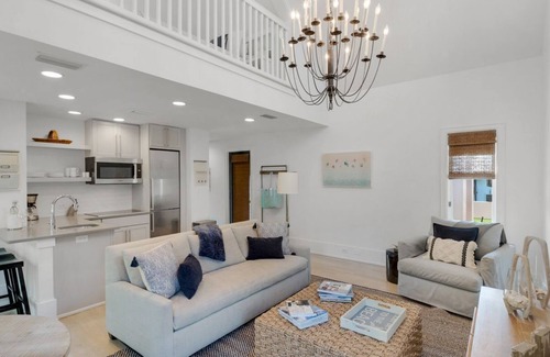 Rosemary Beach Cottage | PRIVATE BEACH/POOL ACCESS-Ultimate Getaway-Gulf Views-Steps to Beach-2 Bikes