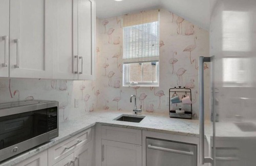 Rosemary Beach Cottage | PRIVATE BEACH/POOL ACCESS-Gulf Side Pied-a-Terre-Steps to the Beach-2 Bikes