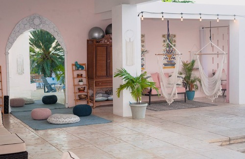 Estate Betsys Jewel House | Private, Beautiful, Serene, Secluded retreat style Villa