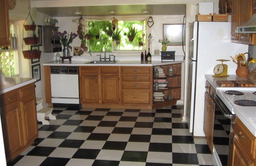 Clinton Corners Other | Private bed& bath in 1860s farmhouse, access to total house and patio, porch.