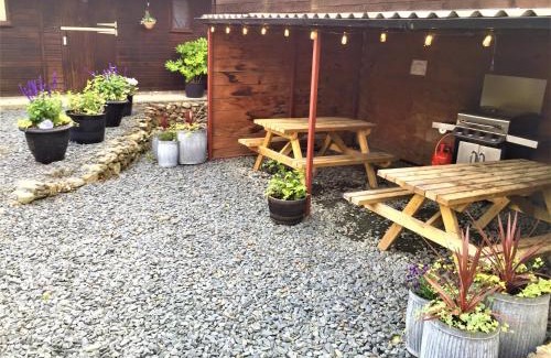 Dolgellau Hostel | Private Bedroom at The Bunkhouse in Snowdonia Perfect for Bikers and Walkers