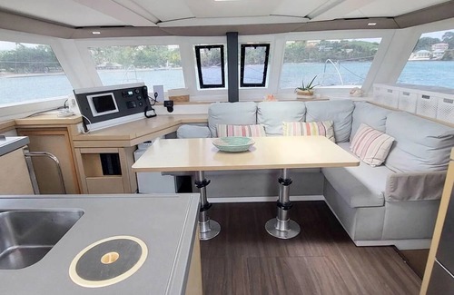 Norman Island Boat Rental | Private Boat, 40ft Modern Catamaran on on Turquise water