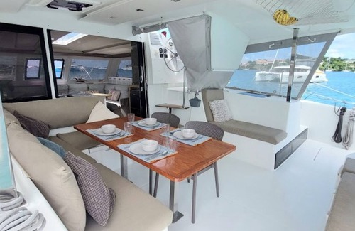 Norman Island Boat Rental | Private Boat, 40ft Modern Catamaran on on Turquise water