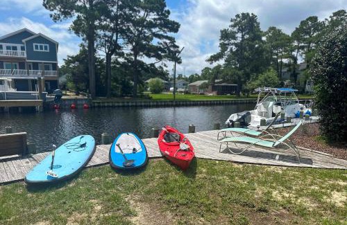 Colington Harbour House | Private Boat Dock Fall Escape in Outer Banks!