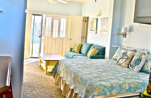Fort Walton Beach House | Private Cabana Located Right on the Beach!