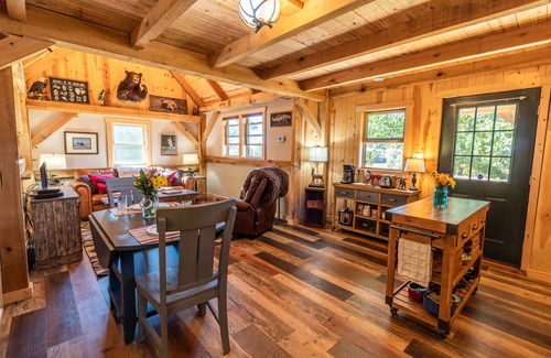 Seaman Cabin | Private cabin on 80 acre farm in Adams County Ohio