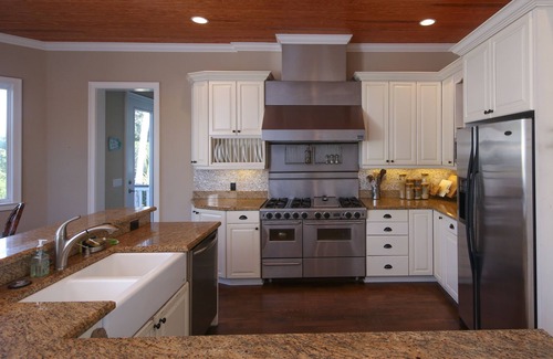 Siesta Key House | Private Canal Home , short Walk to Siesta Key Beach