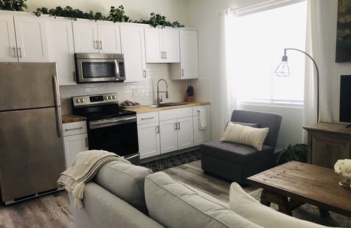 Palm Valley House | Private Casita w/New Full Kitchen, Private Pool, Gated Community