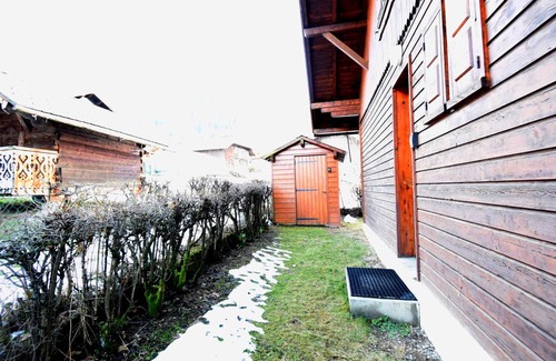 Morzine Ski Chalet | Private Chalet Near Morzine Center with Garden