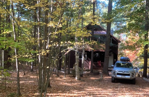Jay Ski Chalet | Private chalet with hot tub and private trail system. Pet friendly.