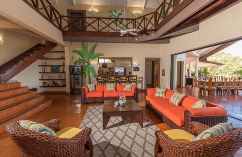 Manuel Antonio Villa | Private Chef and the Largest Property in Manuel Antonio, 5 Acre Estate,