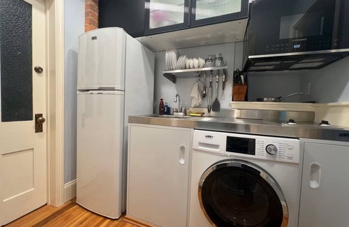 Cincinnati Apartment | Private Clifton Efficiency Suite by UC & Hospitals