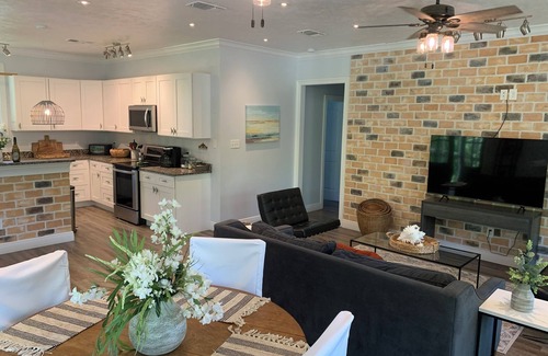 Bay St Louis House | Private Coastal Home! 0.4 miles to Yacht Club-1.5 miles to Main St. and Casino!