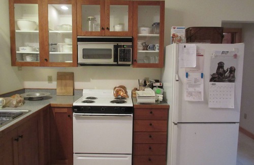 Salsbury Cove Cottage | Private Cottage in Quiet Woods near Acadia National Park & Bar Harbor