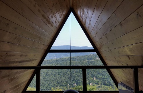 Mtskheta Cottage | Private cottage in Tbilisi, view of the mountains w/2 bedroom and fireplace