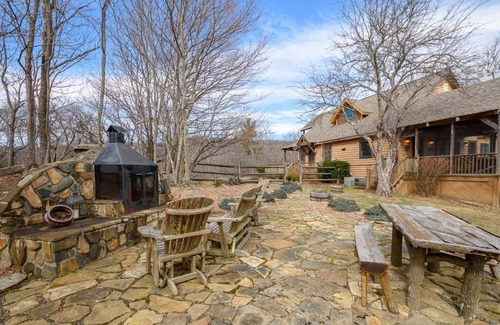Boone Cottage | Private Cottage With Great Surroundings