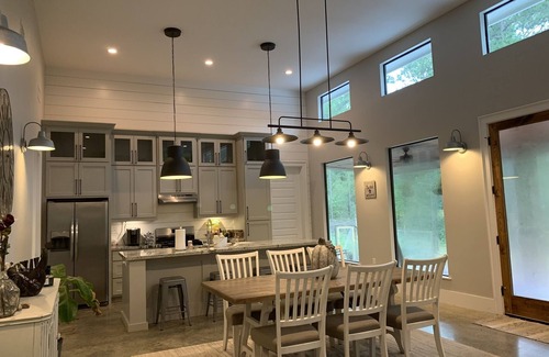 Centralia House | Private country cottage 90 minutes N. of Houston.