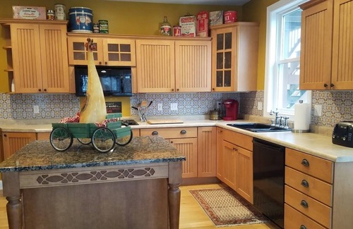 Lake Geneva House | Private Country House near Lake Geneva, Como and Williams Bay