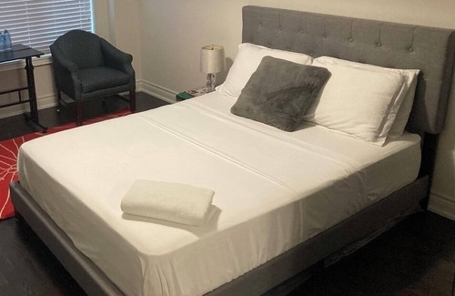 Brampton Bed & Breakfast | Private Cozy Bedroom with Private Washroom and Parking
