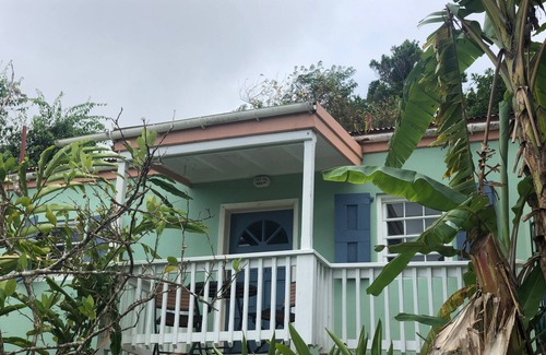 Estate Dorothea Cottage | Private Cozy Cottage on the Northside.
