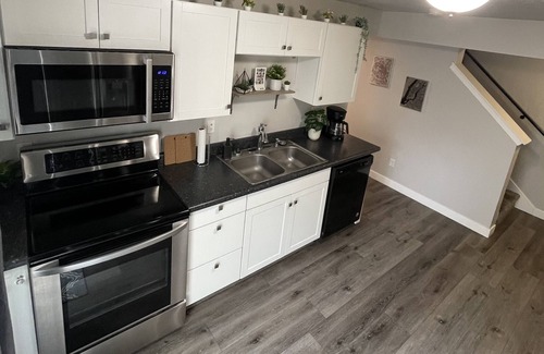 Herriman Apartment | Private Cozy Daylight Basement Private Entrancen